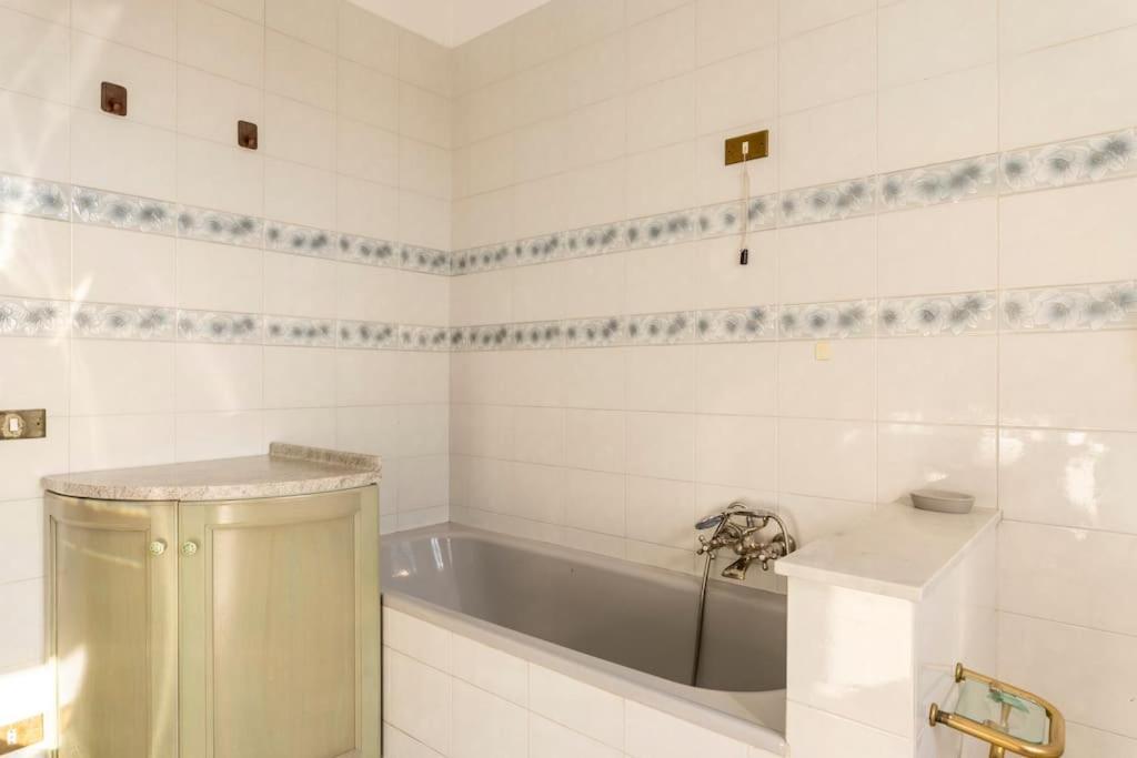 Chic Italian Escape - Casa Vacanze Lorusso Montecatini Terme Exteriör bild